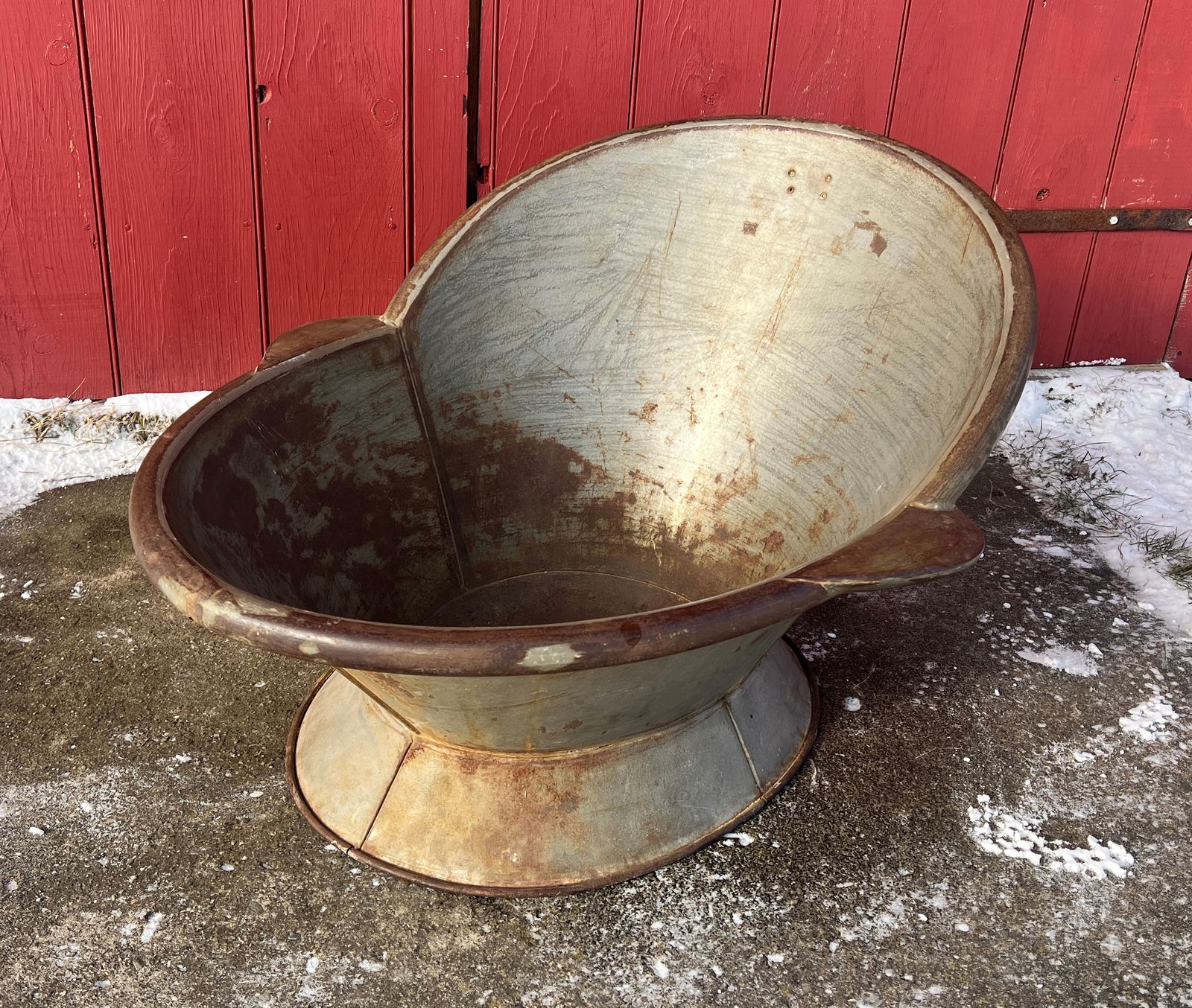 Famous Brothel Sitz Bathtub Chicken Ranch The Best Little Whorehouse in Texas (1 of 8)