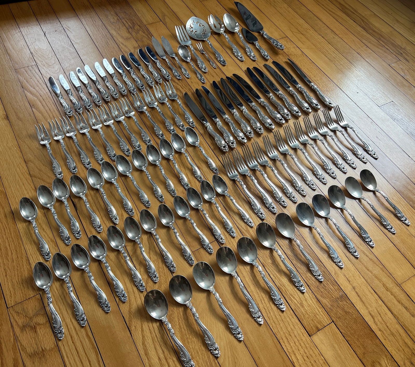 Large Gorham Sterling Silver Set 94 Pieces "Deco" 1953: Weighs 108.345 Troy ounces - Knives and hollow handles are not part of the weight. 12 Dinner Forks, 12 Fancy Salad Forks, 24 Tea Spoons, 12 Soup Spoons, 12 Butter Knives, 12 Dinner Knives and 10 Uniqu