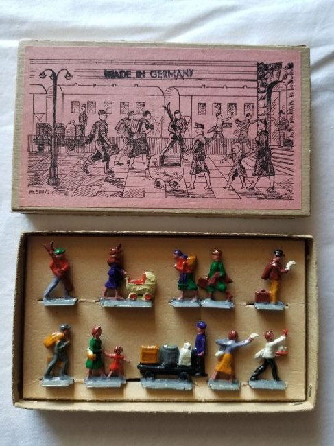 Lead Railroad Accessories ~ Germany ~ Orig Box (1 of 4)
