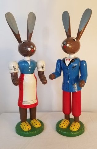 Large pair of wooden Erzgebrige Easter Rabbits: This is a very nice pair of wooden Erzgebrige Easter Rabbits, they are 16 inches tall, minor paint wear, very nice over all , they might have been holding something? Please see photos and ask any ques