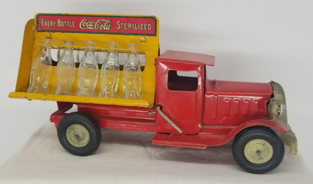 Metalcraft Coca-Cola Truck ~ 1930s glass bottles (1 of 3)