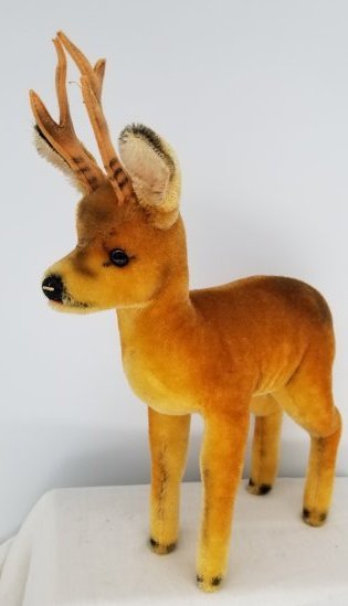 Vintage Mohair Deer Plush Toy ~ Steiff?: This is a very wonderful mohair Deer, shows well, It is not marked, im not sure who made it, but it is old, About 12 inches tall, we do in house shipping at cost, Fast and Easy, please ask any questio