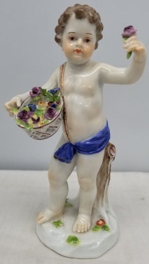 Meissen Porcelain Figure: A Beautiful Meissen Putti, amazing detail, no damage or repair, see photos, present well and it will not Disappoint! about 5 inches tall , We offer in-house shipping from the Netherlands, Pleased to C