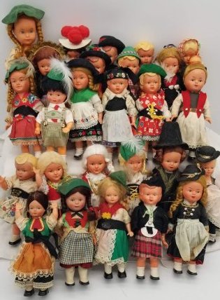 25 Hard Plastic West German Wind-Up Dolls ~ (1 of 7)
