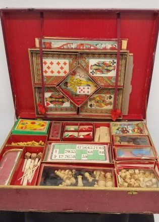 Antique French Games Compendium circa 1900 (1 of 15)