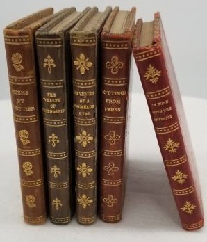 Vintage Miniature Leather-Bound Books: Great little set, about 9 x 6 cm