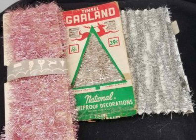 Old Lead Tinsel Garland (1 of 3)