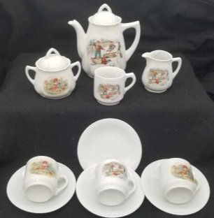 German Porcelain Childs Christmas Tea set (1 of 9)
