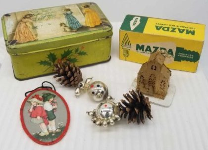 Collection Vintage Christmas Decorations & Tin (1 of 4)