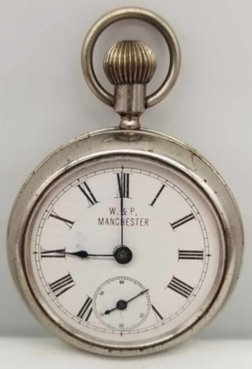 Match Safe 19th Century ~ Vesta Case ~ (1 of 2)