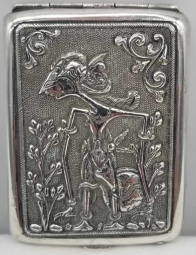 19th Century Match Safe ~ Vesta Case ~ Burmese: We are selling a collection of over 100 Vesta cases assembled by one owner over several decades, there are many rare examples with a large Variety of materials and subject matter. Royal Collectibles, 