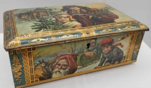 Vintage Santa Claus Tin (1 of 6)