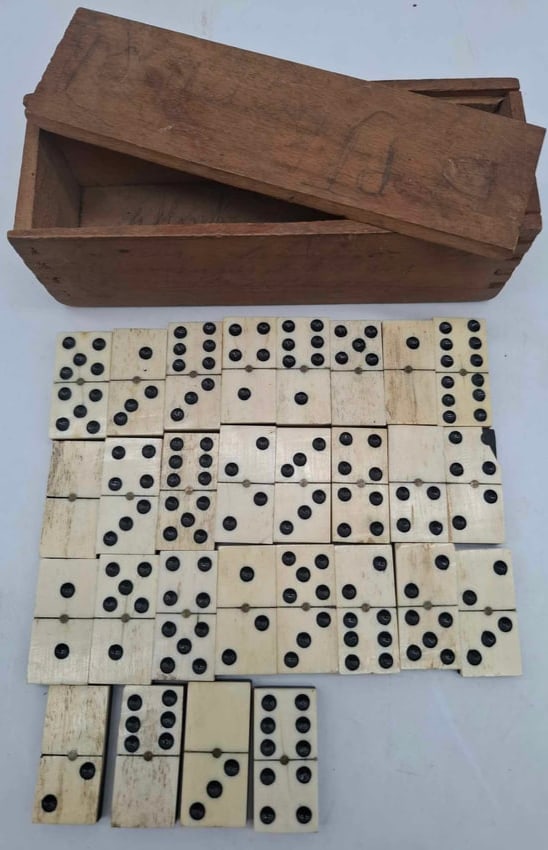 19th century Bone & Wood Dominos: a beautiful set of antique dominos in slide lid wooden box,