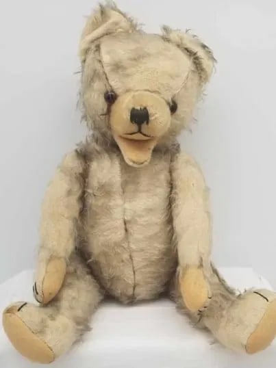 Old German Mohair Teddy Bear (1 of 4)