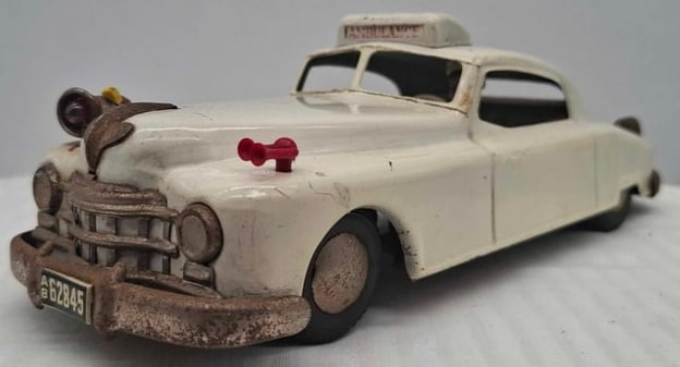 Arnold, Candidat Ambulance Car (1 of 8)