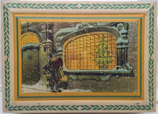 Christmas Tin ~ Beautiful Lithography (1 of 4)