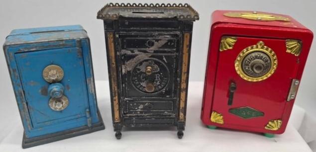 Toy Safe Banks (1 of 6)