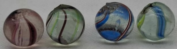 Antique German Handmade Marble ~ circa 1900: Very nice old German Handmade Marble, it is the last part of a one owner collection we are selling, please look at the photos, this is about 1 cm