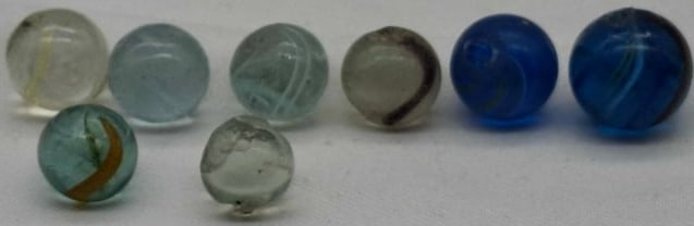 Antique German Handmade Marble ~ circa 1900: Very nice old German Handmade Marble, it is the last part of a one owner collection we are selling, please look at the photos, this is about 1.4 cm