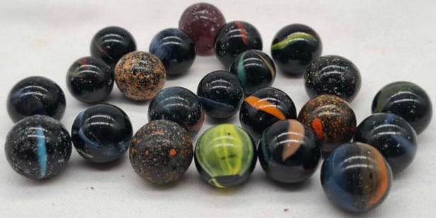 Antique German Machine-made Marbles ~ Indian Swirl ? (1 of 4)
