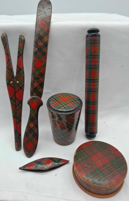 Collection Tartanware ~ Glove stretcher ~ Shot Glass ~ Etc (1 of 3)