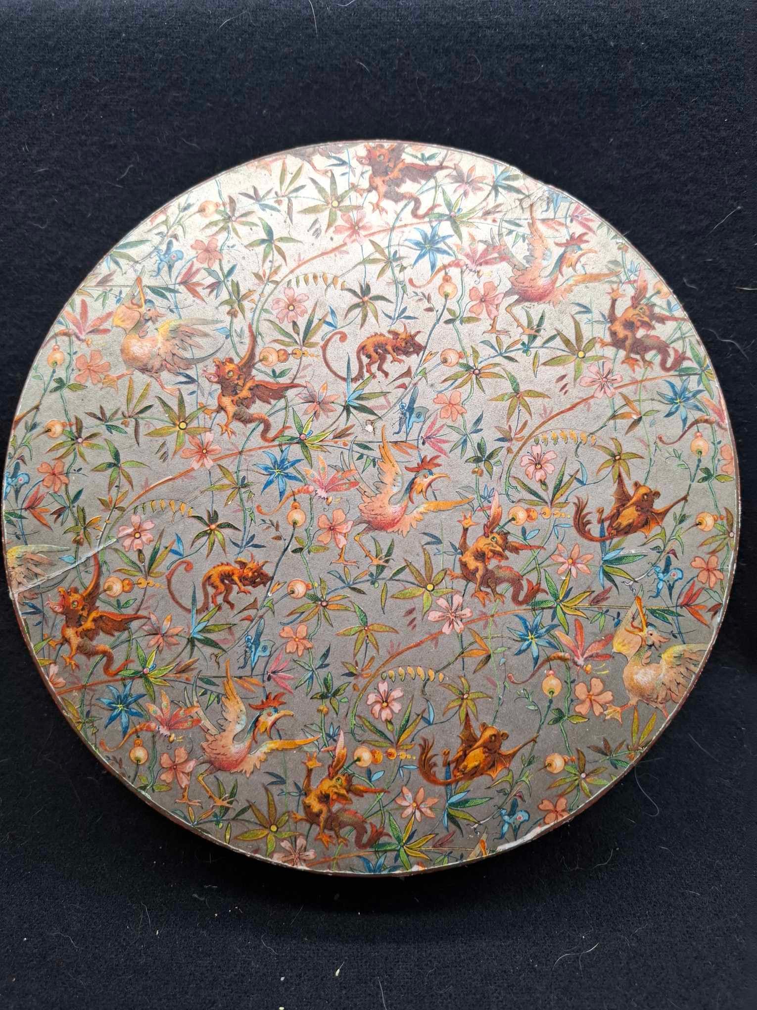 Large German Halloween Candy Box (1 of 6)