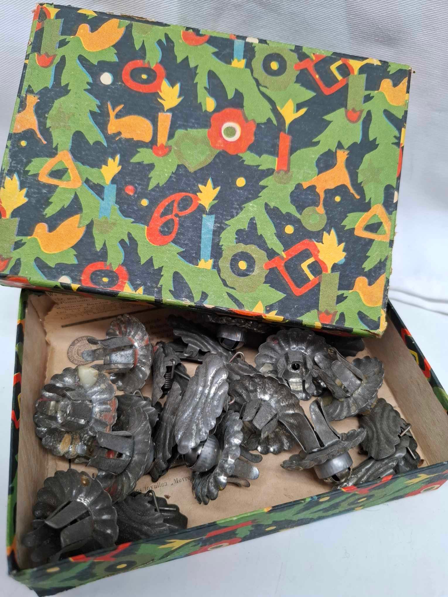 German Feather Tree Candle Clips Original Box (1 of 4)
