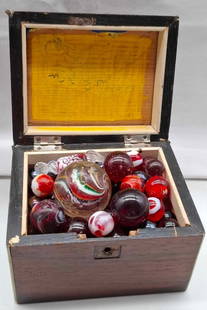 Antique German Marbles ~ circa 1900: Very nice old collection of German Marbles, it is the last part of a one owner collection we are selling, please look at the photos, about 3.7 cm,