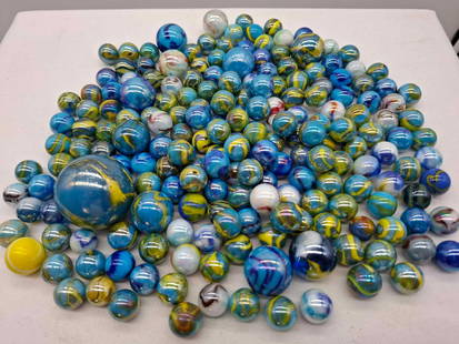 Large Lot Vintage Machine-Made Marbles: Massive old lot of machine-made marbles, it is the last part of a one owner collection we are selling, please look at the photos, Largest is about 3.2 cm, includes a Fabric bag