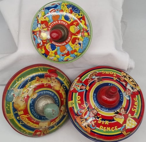 Three Chad Valley Lithographed Tin Spinning Tops – “Sing a Song of Sixpence,” Humming Top (1 of 6)