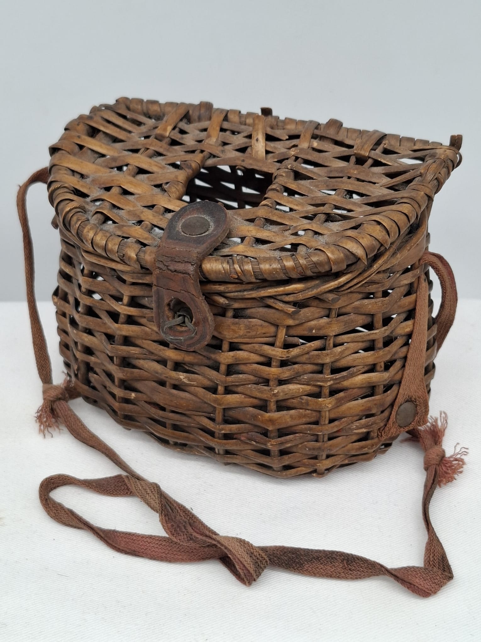 Rare Miniature Wicker Fishing Creel with Leather Trim, Early 20th Century, Santa Doll Accessory (1 of 5)