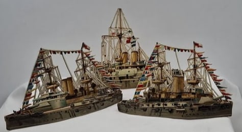 Rare Raphael Tuck & Sons World War I Paper Toy Battleships, Royal Navy Fleet, Chromolithographed Min (1 of 13)