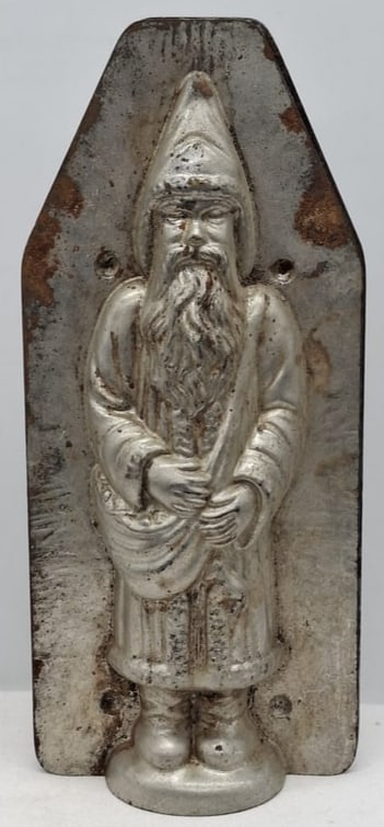 Rare Antique Belsnickel Santa Claus Chocolate Mold, Circa 1900: A rare and highly evocative antique chocolate mold depicting a traditional “Belsnickel” type Santa Claus figure, dating to around 1900. Measuring approximately 21 cm tall (8.3 inches), this wo