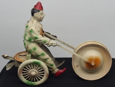 German Wind-Up Tin Clown Musical Toy, Attributed to Günthermann, Early 20th Century (1 of 10)