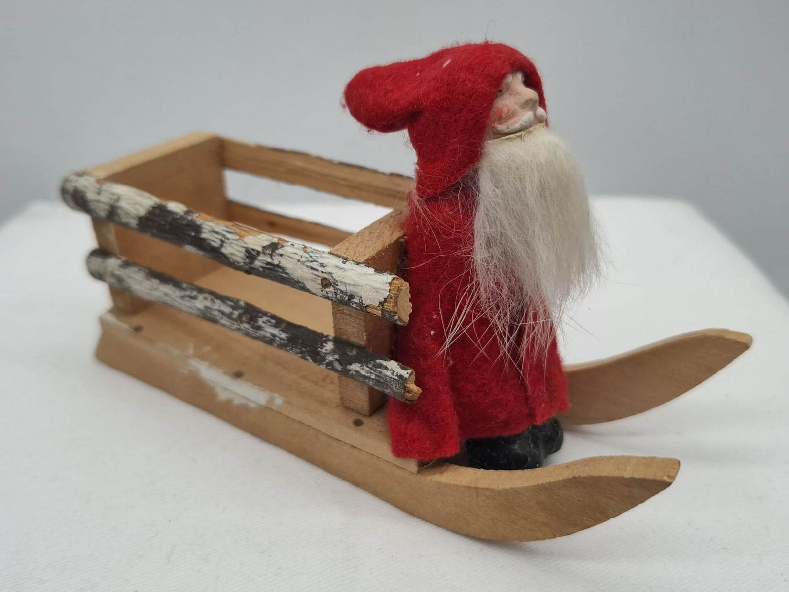 Santa Claus and Sleigh (1 of 3)