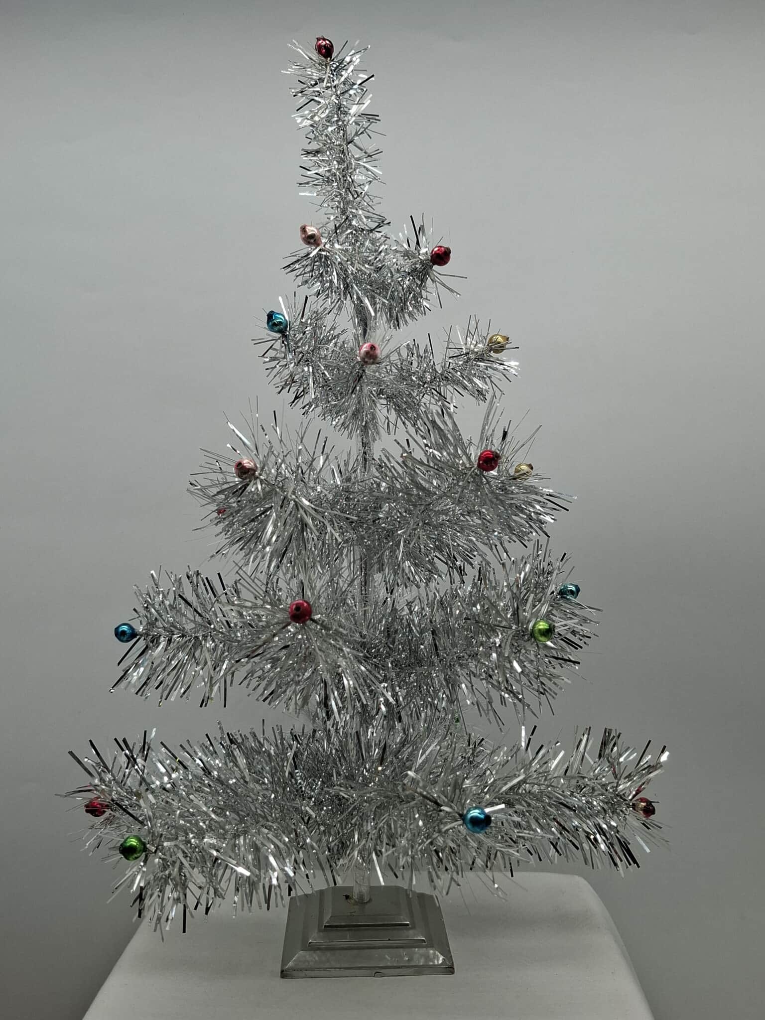 Vintage Tinsel Tree with Glass Balls (1 of 5)