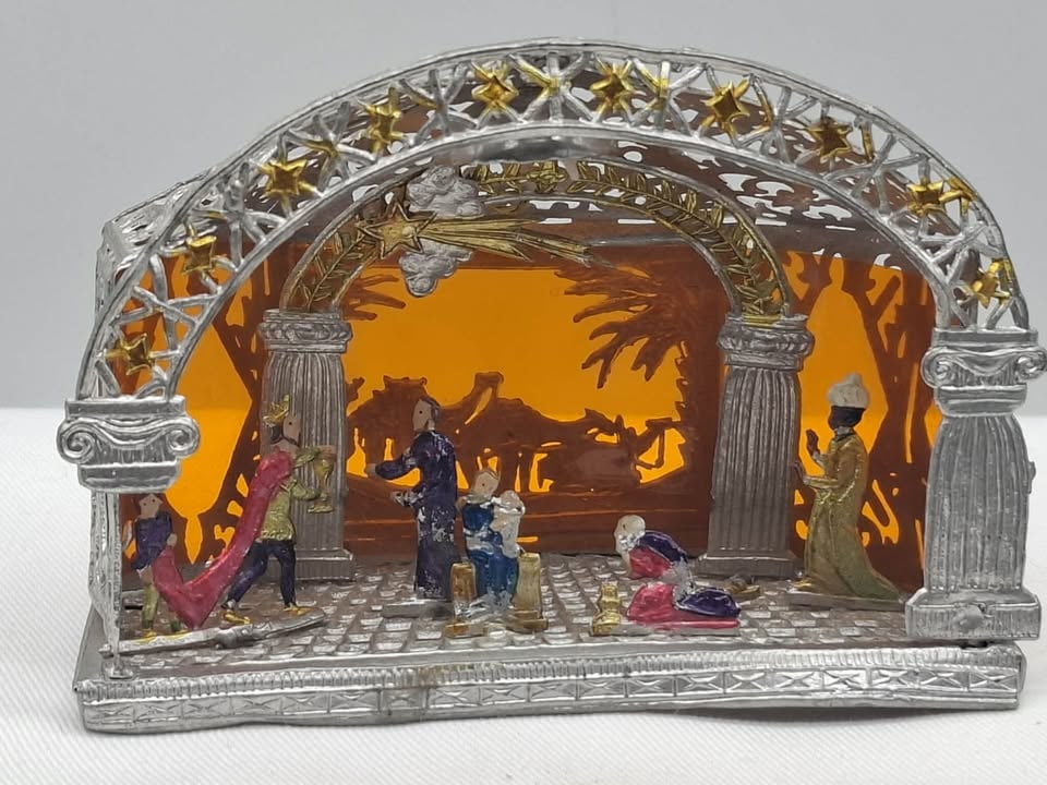 Lead Nativity Christmas Tree Ornament: a very Unusual old lead ornament, great detail, about 3 inches tall