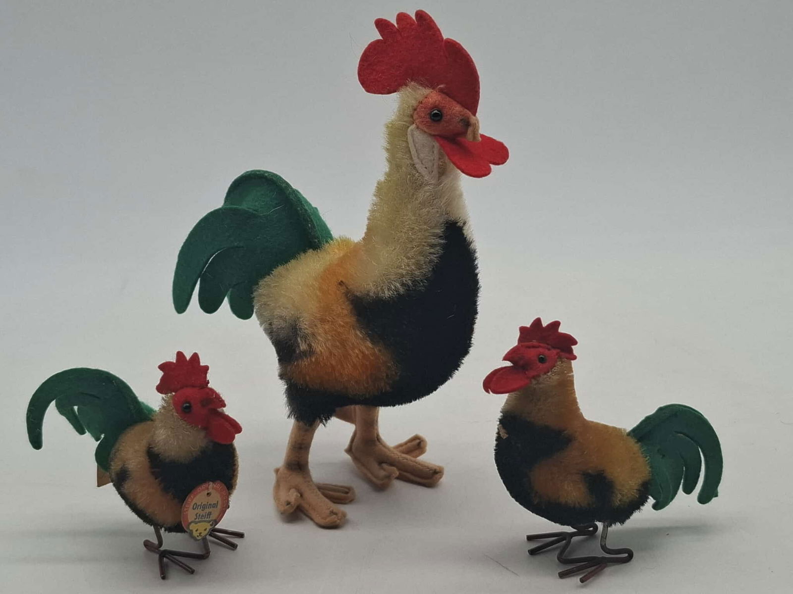 Vintage Steiff Roosters (1 of 4)