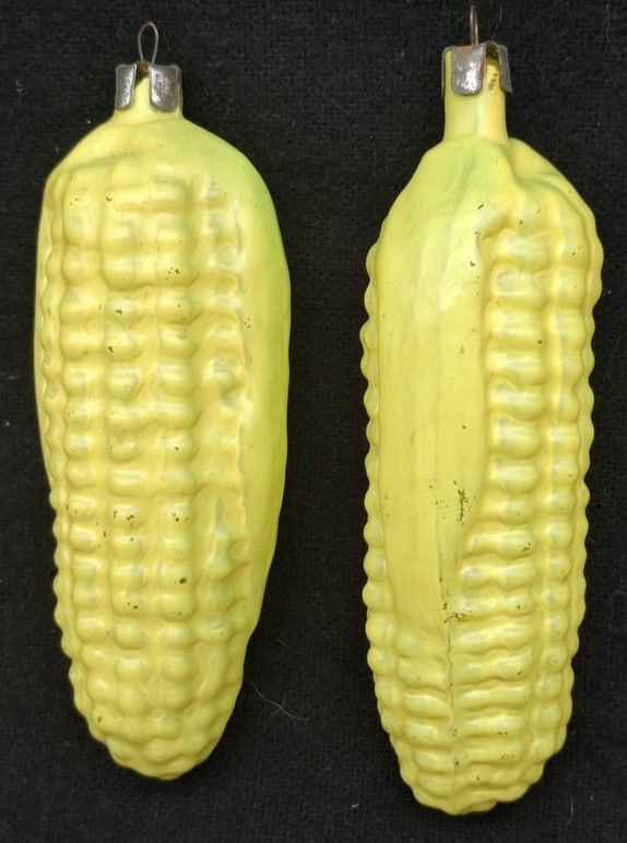 Vintage German Glass Christmas Tree Ornaments: this is a very nice set of old Germany Glass Christmas ornaments, great for a feather tree, they show well and don't have any damage,