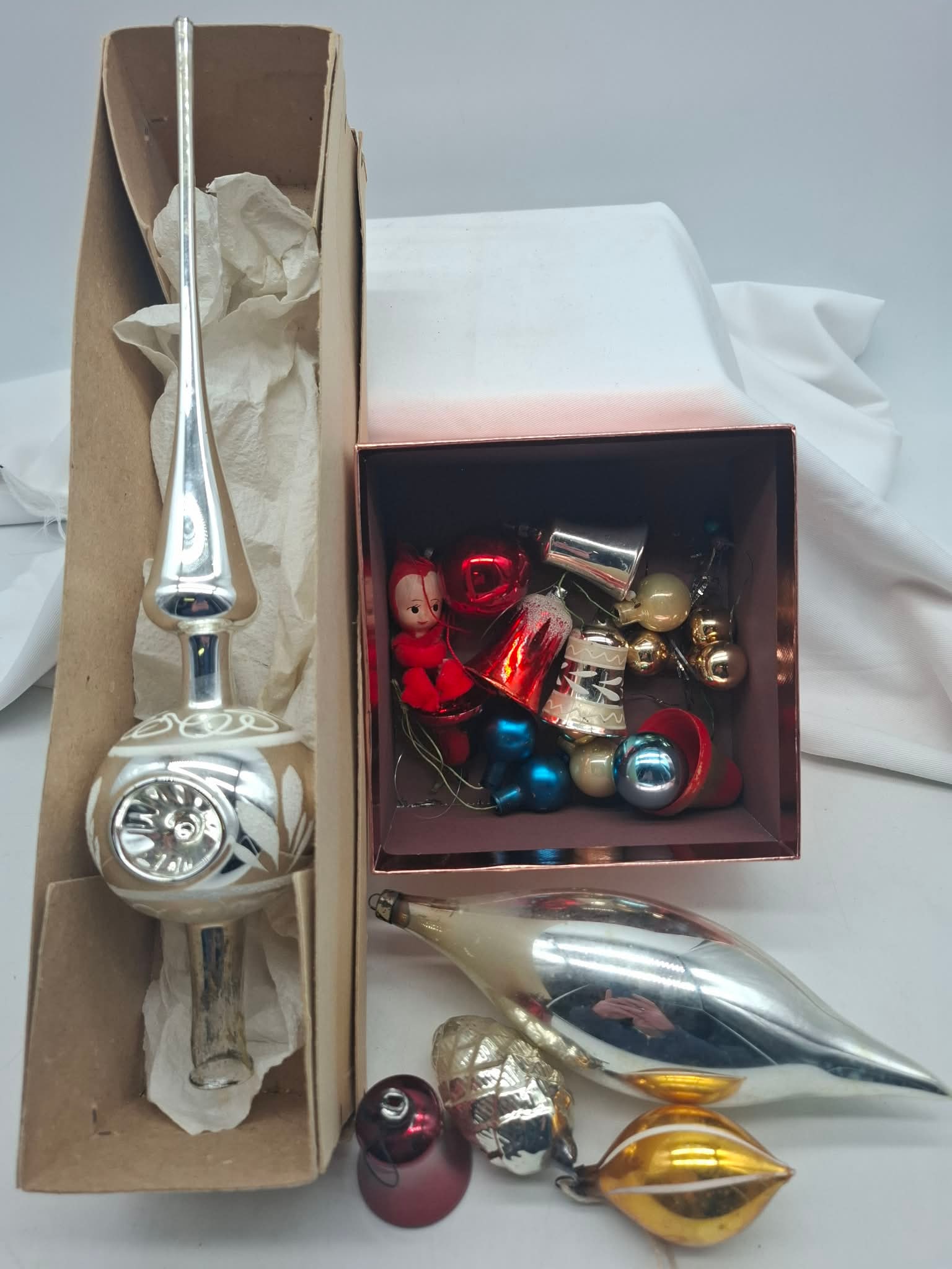 Assorted Christmas Tree Ornaments & Tree Top: a nice loot of old German Christmas tree ornaments and Tree Top