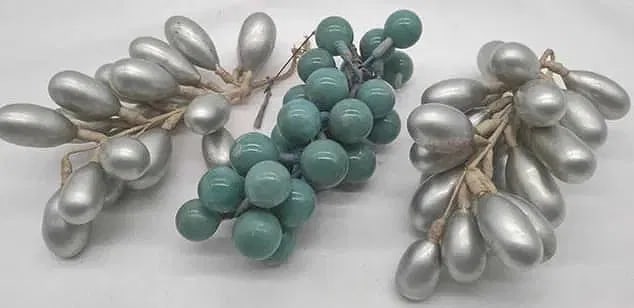 Blown Glass Christmas Tree Decorations: The Blown Glass Grapes that we currently have listed were all found in an Estate in the Hague, I have not seen any others like them, they are thin blown glass like Old Lausha Germany Christmas Ornamen