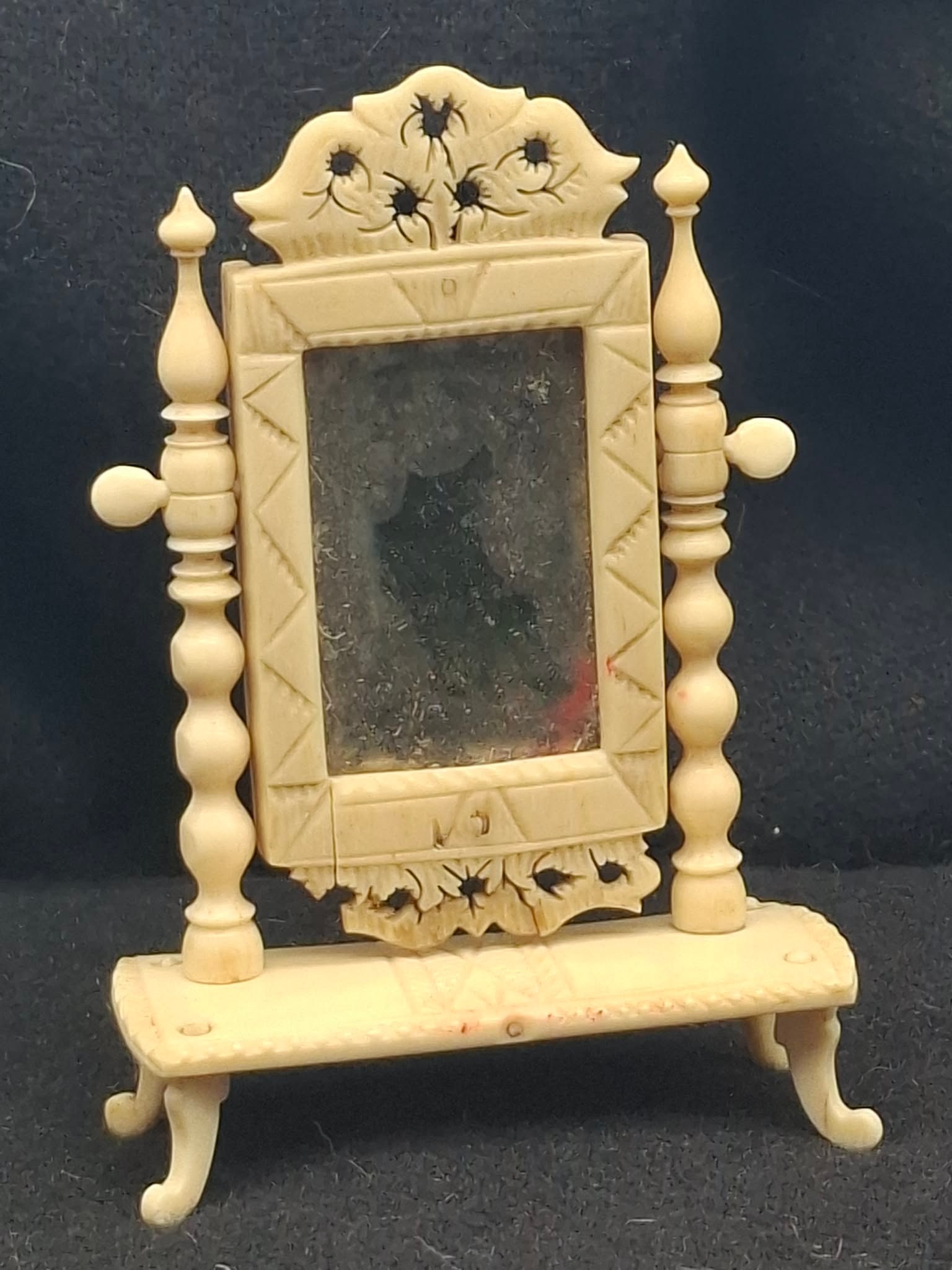 Antique Dressing Mirror ~ Bone ~ Doll Size: Antique doll sized dressing mirror, made of carved bone, either Prison or War or possibly Anglo-Indian? about 3 1/2 inches tall