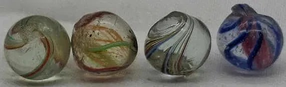 Antique German Handmade Marble ~ circa 1900: Very nice old German Handmade Marble, it is the last part of a one owner collection we are selling, please look at the photos, this is about 1.4 cm