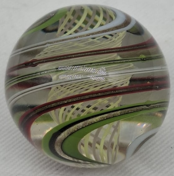 Contemporary Handmade Marble: A Beautiful Contemporary handmade Marble, about 2.8 cm