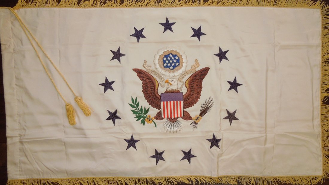 US Chief of Diplomatic Mission Consulate Flag NATO UN: Beautiful high quality government issue United States Chief of Diplomatic Mission Flag. Chiefs of diplomatic missions, such as permanent representatives to the UN, EU, OAS, and NATO, warranted this fl