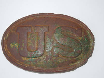 Civil War Puppy Paw Union Belt Buckle Dug in Virginia: Original Civil War era Union US belt buckle dug near the Chancellorsville, Virginia Campaign. Has a hallmark on the back starting with "Bost."