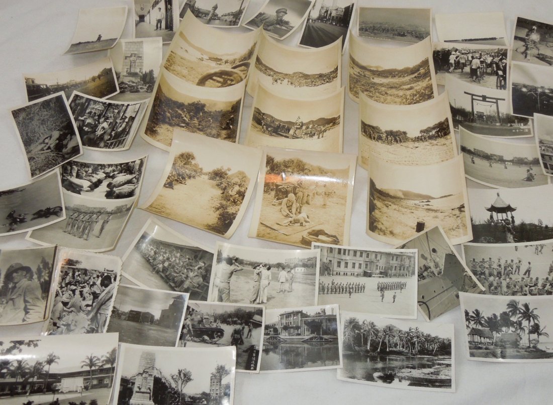 WWII USMC Pacific Theater US Photographs Lot: Lot of various US military photos as shown, some good content with camouflage, helmets, armored vehicles, etc. Some photos have wear or curving from age.
