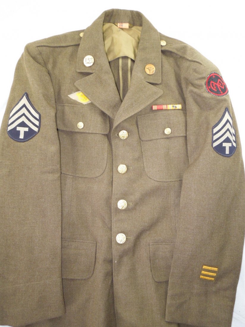 WWII US Army 27th Infantry Division Sergeant Uniform (1 of 4)