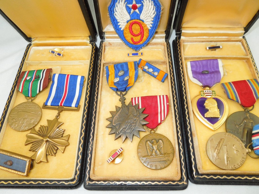 WWII 9th AAF Fighter Pilot Purple Heart Medals Group (1 of 12)