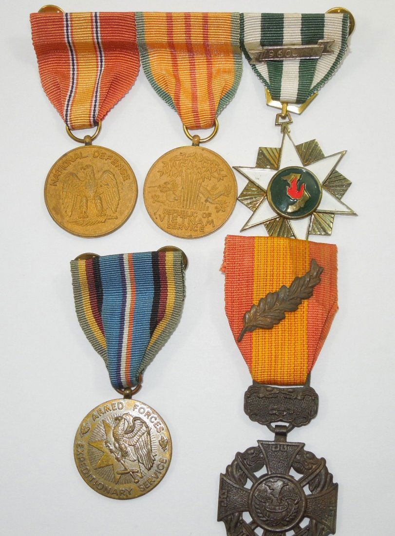 Five Vietnamese Made War Campaign Medals Gallantry (1 of 4)